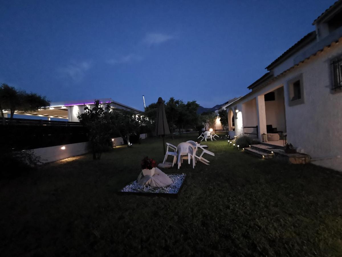 Sungate Villas Almiros Beach Екстериор снимка