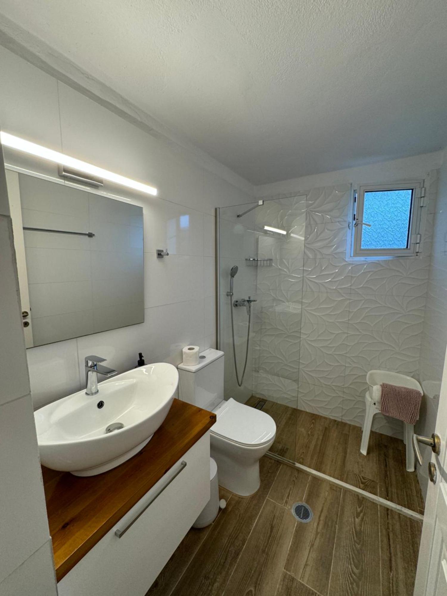 Sungate Villas Almiros Beach Екстериор снимка
