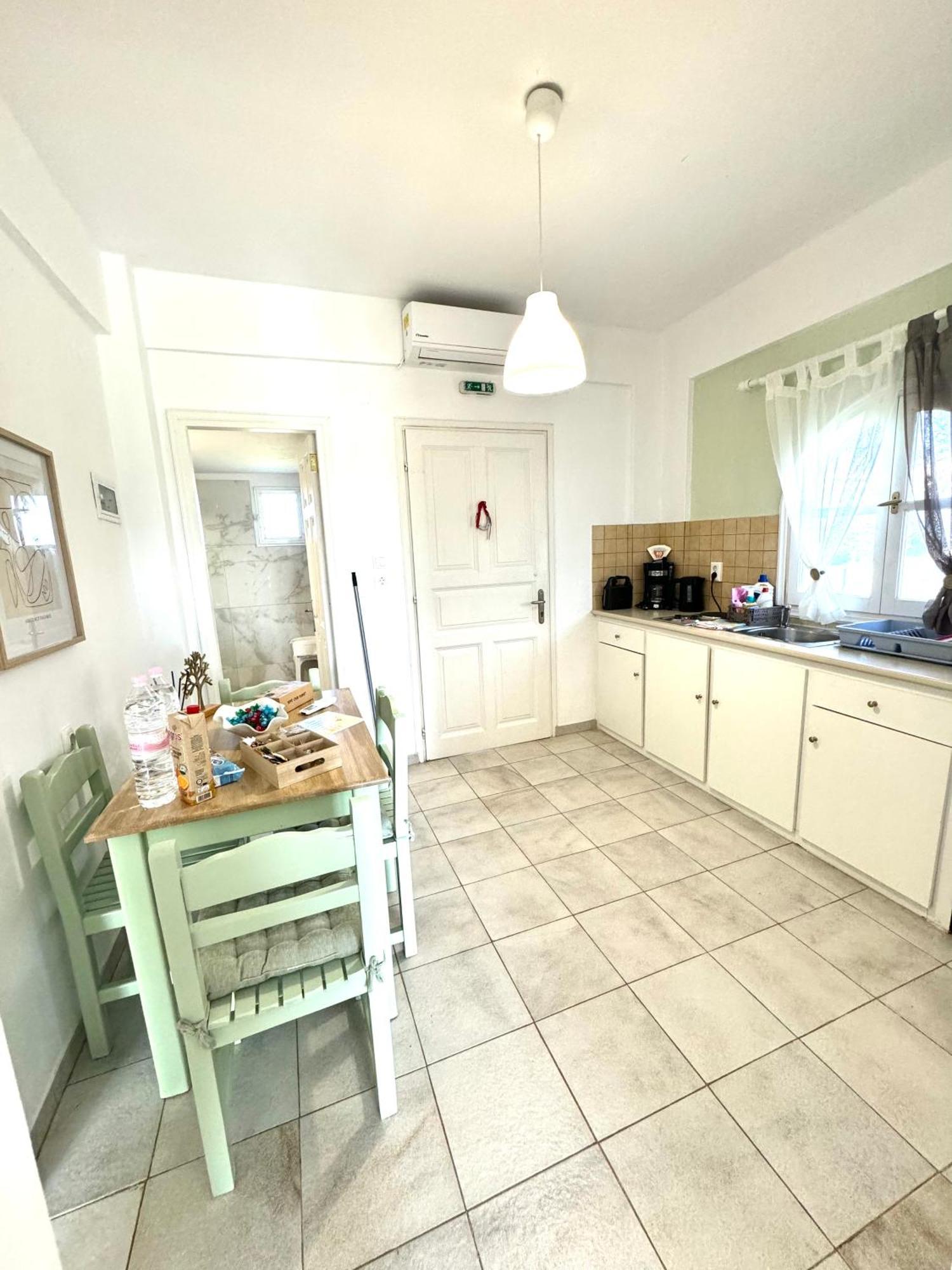 Sungate Villas Almiros Beach Екстериор снимка