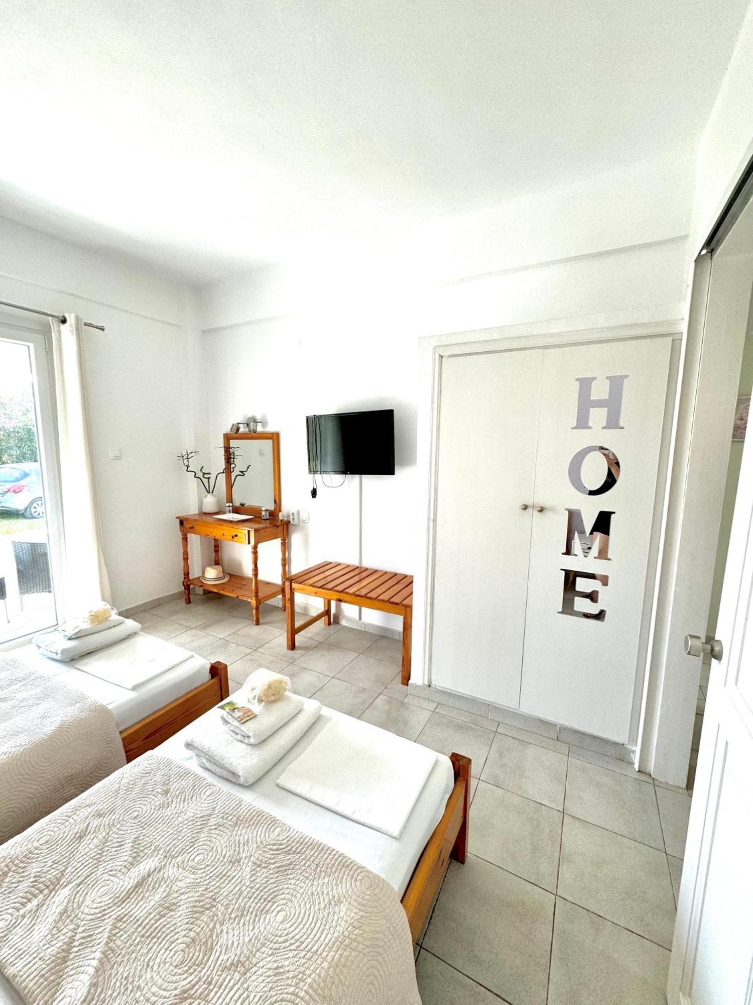 Sungate Villas Almiros Beach Екстериор снимка