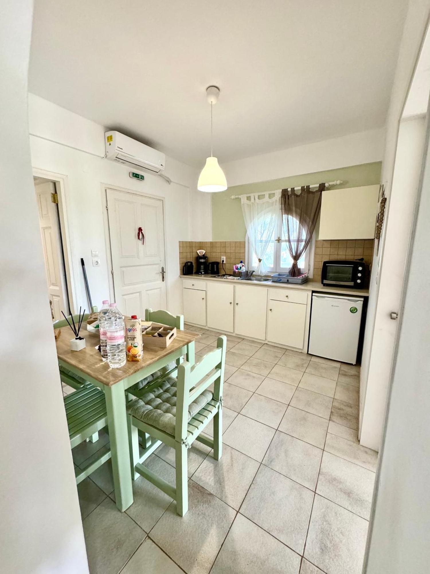Sungate Villas Almiros Beach Екстериор снимка